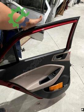 Hyundai i20 Sol Arka Kapı çıkma parça