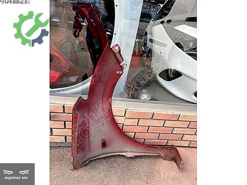 Hyundai i20 Sol Ön Çamurluk çıkma parça