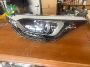 Hyundai i20 sol ön far çıkma orijinal