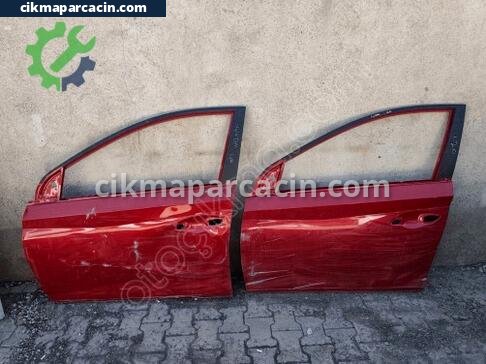 Hyundai i20 Sol Ön Kapı çıkma parça