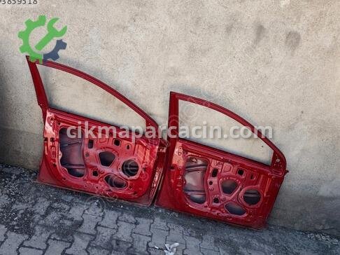Hyundai i20 Sol Ön Kapı çıkma parça