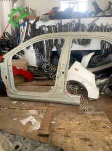 Hyundai i20 sol ön kapı çerçevesi  çıkma orijinal