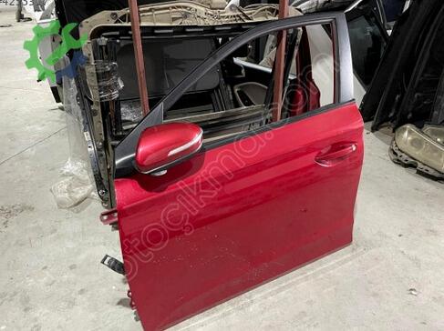 Hyundai i20 Sol Ön Kapı çıkma parça