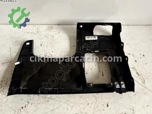Hyundai i20 Sol Torpido çıkma parça