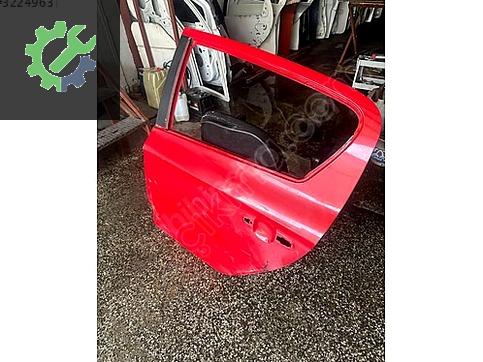 Hyundai i20 Sağ Arka Kapı çıkma parça