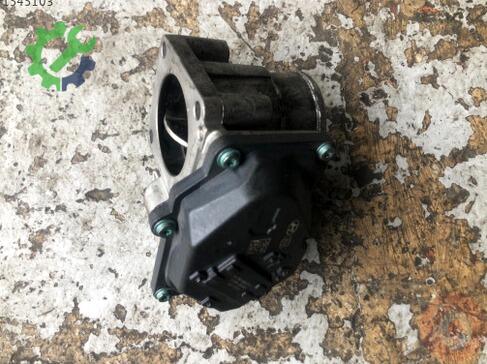 Hyundai i30 Gaz Kelebeği 351002A900 çıkma parça