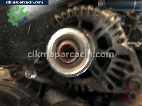 Hyundai i30 Şarj Dinamosu çıkma parça
