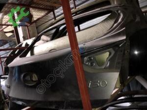 hyundai i30 bagaj kapağı