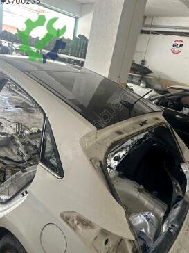 Hyundai i30 Cam Tavan çıkma parça