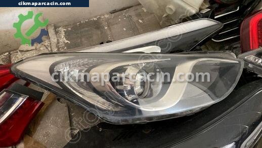 Hyundai i30 Mercekli Far çıkma parça