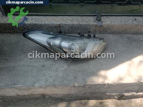 Hyundai i30 Mercekli Far çıkma parça