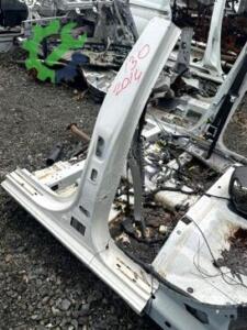 HYUNDAİ İ30 SOL DİREK KESME  ORJİNAL ÇIKMA