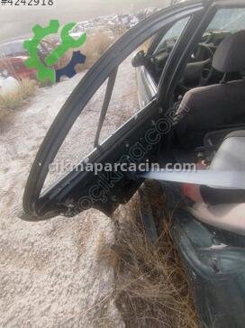 Hyundai Sonata Sol Ön Kapı çıkma parça