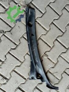 Hyundai Starex ön cam ızgarası 2001 2005 arası