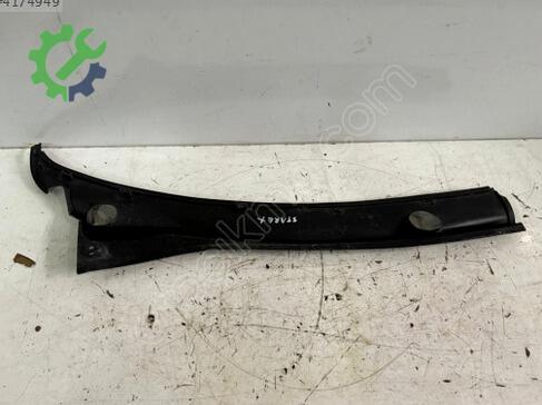 Hyundai Starex Ön Cam Izgarası çıkma parça