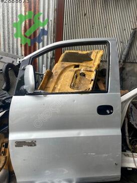 Hyundai Starex Sol Ön Kapı çıkma parça