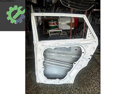 Hyundai Tucson Sağ Arka Kapı çıkma parça