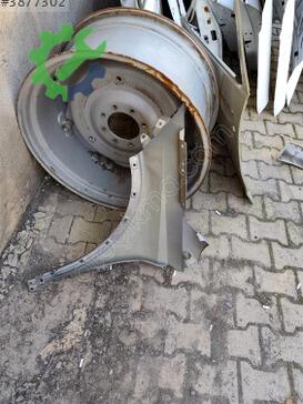 Hyundai Tucson Sağ Ön Çamurluk çıkma parça