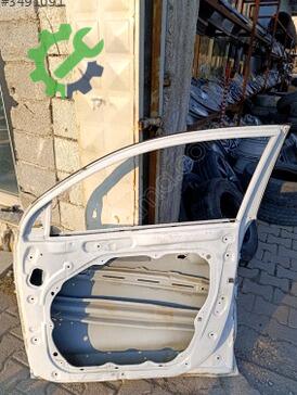 Hyundai Tucson Sağ Ön Kapı çıkma parça