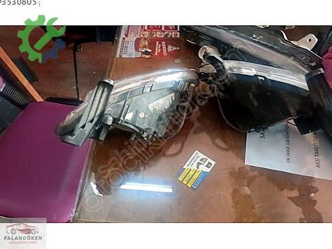 Hyundai Tucson Sis Farı çıkma parça