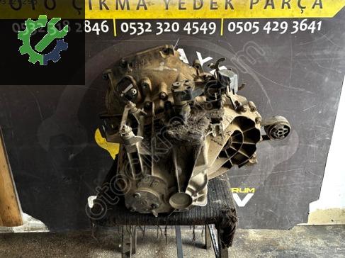Ford Mondeo Şanzıman Komple IS7R-7F096 çıkma parça