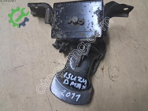 Isuzu D-Max Stepne çıkma parça