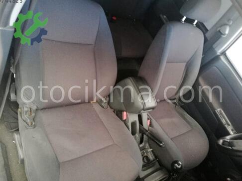 Isuzu D-Max Koltuk çıkma parça