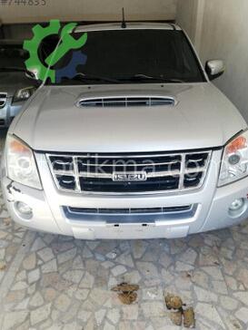 Isuzu D-Max Ön Kaput çıkma parça