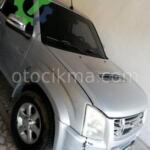 İsuzu Dmax Sağ ön çamurluk hatasız orjinal çıkma