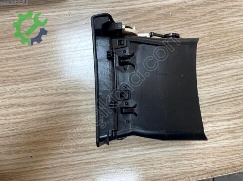 Toyota Corolla Kalorifer Izgarası UNI-23911 çıkma parça