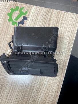 Toyota Corolla Kalorifer Izgarası UNI-23912 çıkma parça