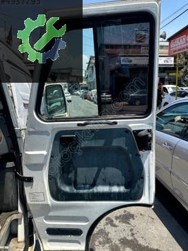 Karsan J10 Sağ Ön Kapı çıkma parça
