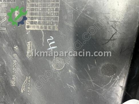 Jaguar F-Pace Davlumbaz HK832D208 çıkma parça