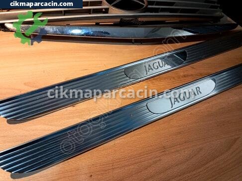 Jaguar S-Type Kapı Döşemesi çıkma parça