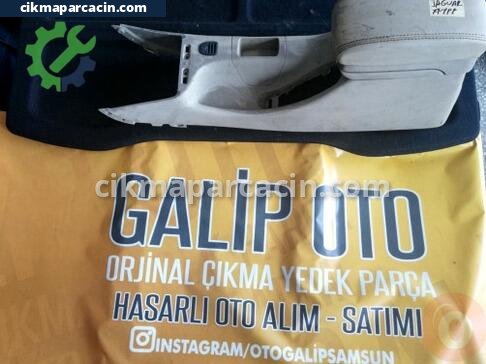Jaguar X-Type Orta Konsol çıkma parça
