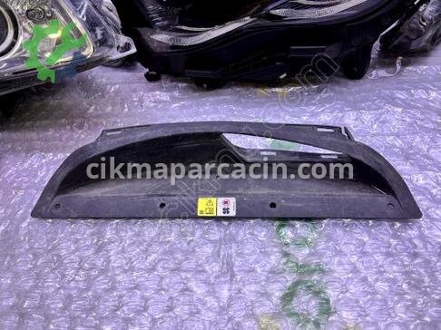 Jaguar XE Davlumbaz GX739H724AA çıkma parça