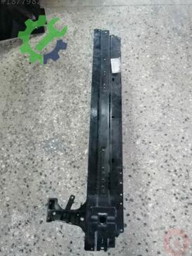 Jaguar XE Ön Tampon Demiri çıkma parça