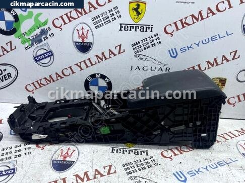 Jaguar XE Orta Konsol çıkma parça