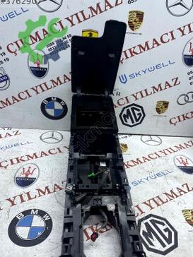 Jaguar XE Orta Konsol çıkma parça