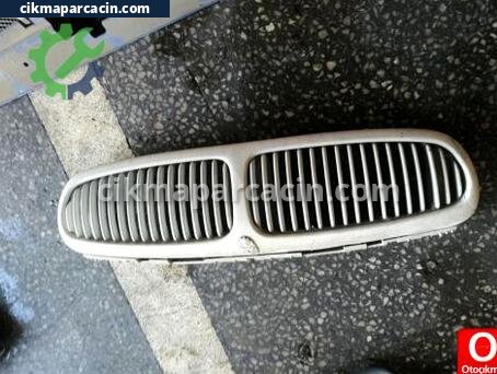 Jaguar X-Type Ön Panjur çıkma parça