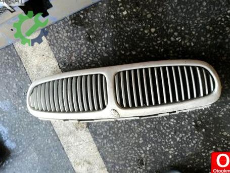 Jaguar X-Type Ön Panjur çıkma parça