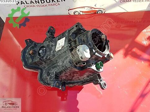 Jeep Grand Cherokee Sağ Ön Far çıkma parça