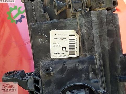 Jeep Grand Cherokee Sağ Ön Far çıkma parça