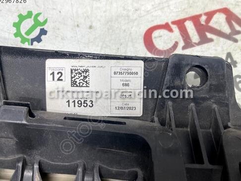 Jeep Compass Ön Panjur çıkma parça