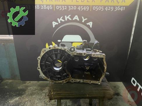 Volkswagen Jetta Şanzıman Komple çıkma parça