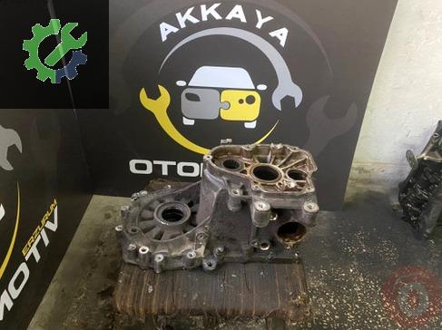 Volkswagen Jetta Şanzıman Komple çıkma parça