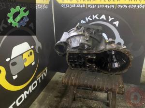 Jetta 1.9 TDI Şanzıman ön Kapağı Hatasız Orijinal Çıkma