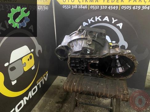 Volkswagen Jetta Şanzıman Komple çıkma parça