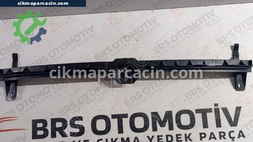 Volkswagen Jetta Ön Panjur çıkma parça