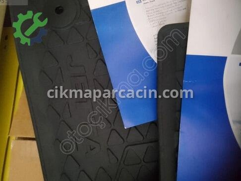 Volkswagen Jetta Paspas 5C6061512 çıkma parça